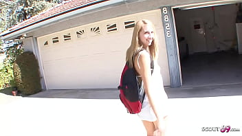 Pickup for Fuck - Cute College Girl Renae Morgan get