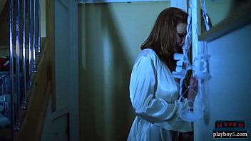 Big tits stepmom cheats on her husband during Christmas by